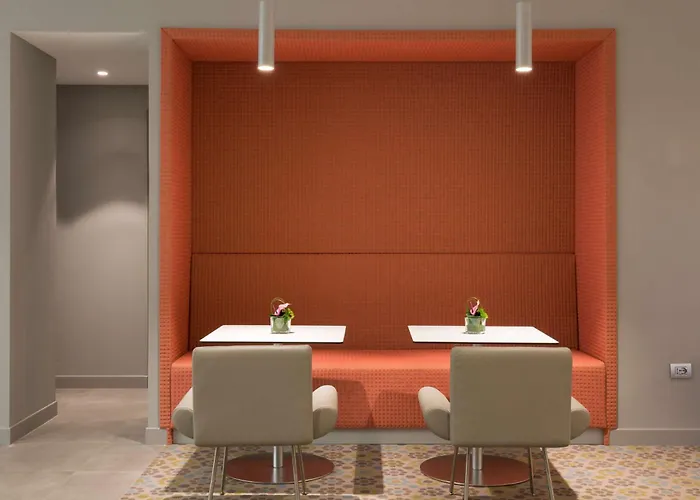 Otel Hampton By Hilton East Roma